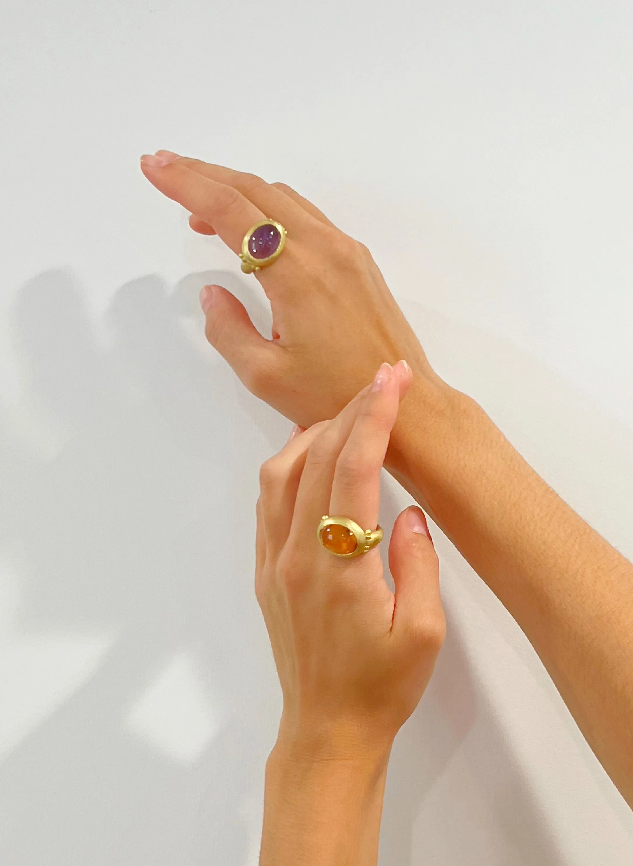 18 Karat Gold Citrine Hinge Bezel Ring