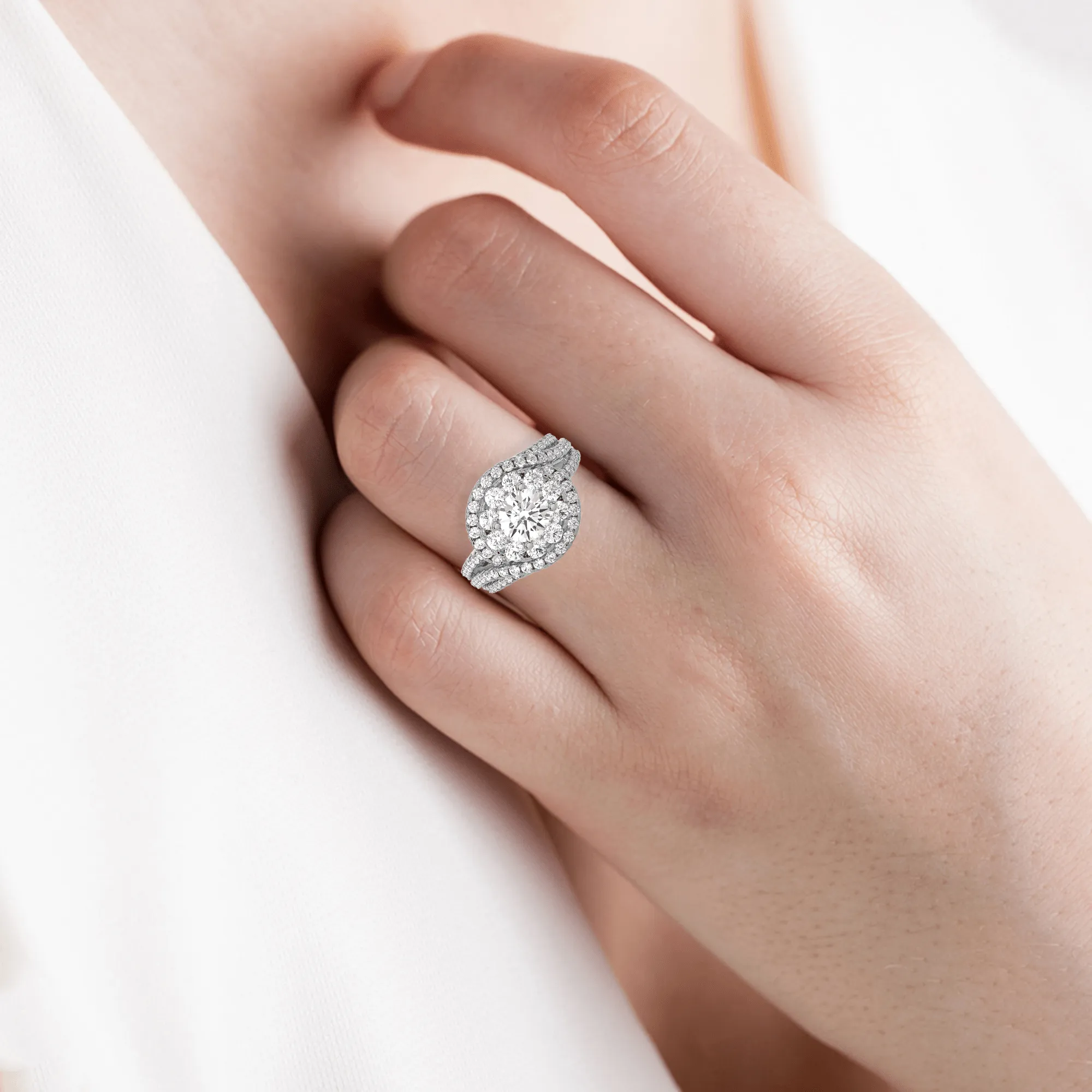 2 1/5 ctw Round Lab Grown Diamond Halo Engagement Ring