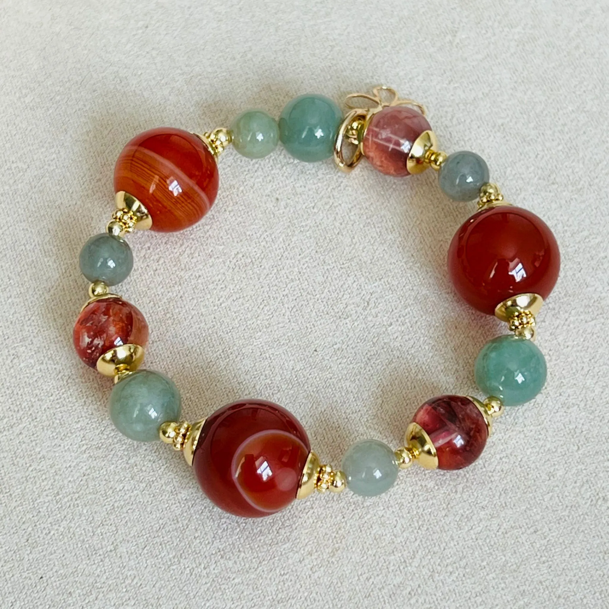 Carnelian, Red Hematoid & Olive Jade Bracelet GHW