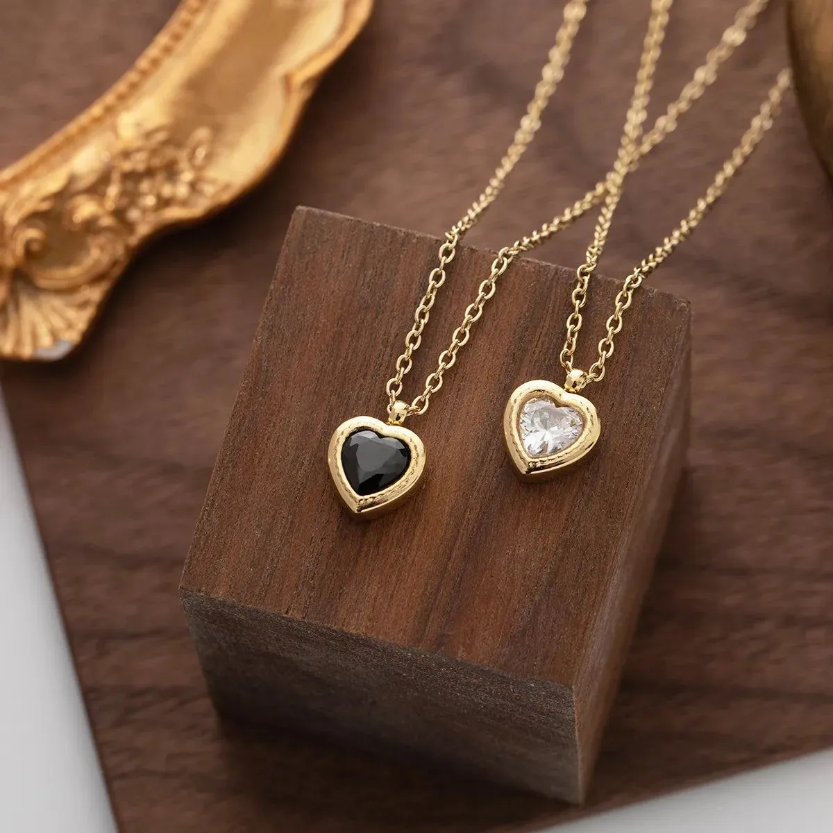Colorful Gems Heart Stone Necklaces Collection