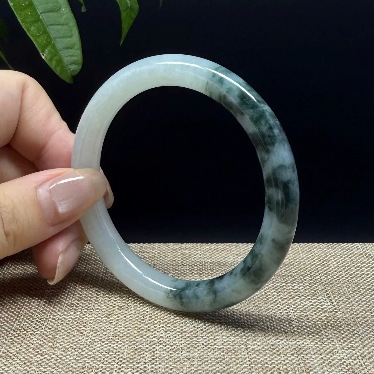 Genuine Burmese Green Jade Jadeite Bangle Bracelet ( 54.1mm )