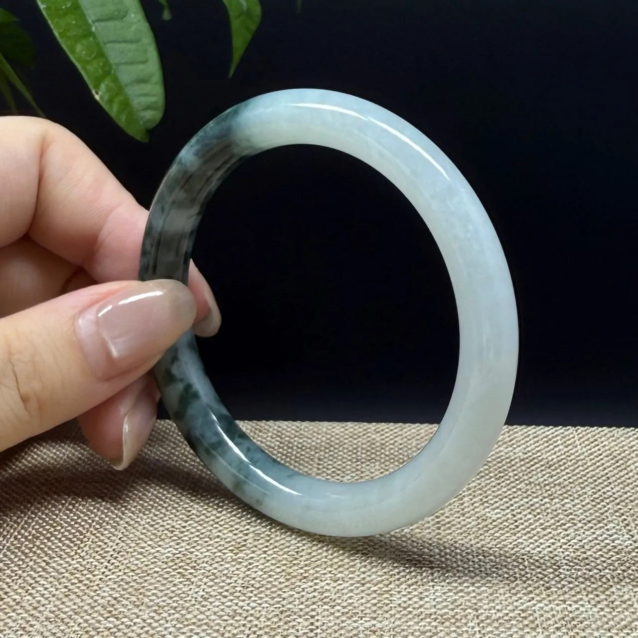 Genuine Burmese Green Jade Jadeite Bangle Bracelet ( 54.1mm )
