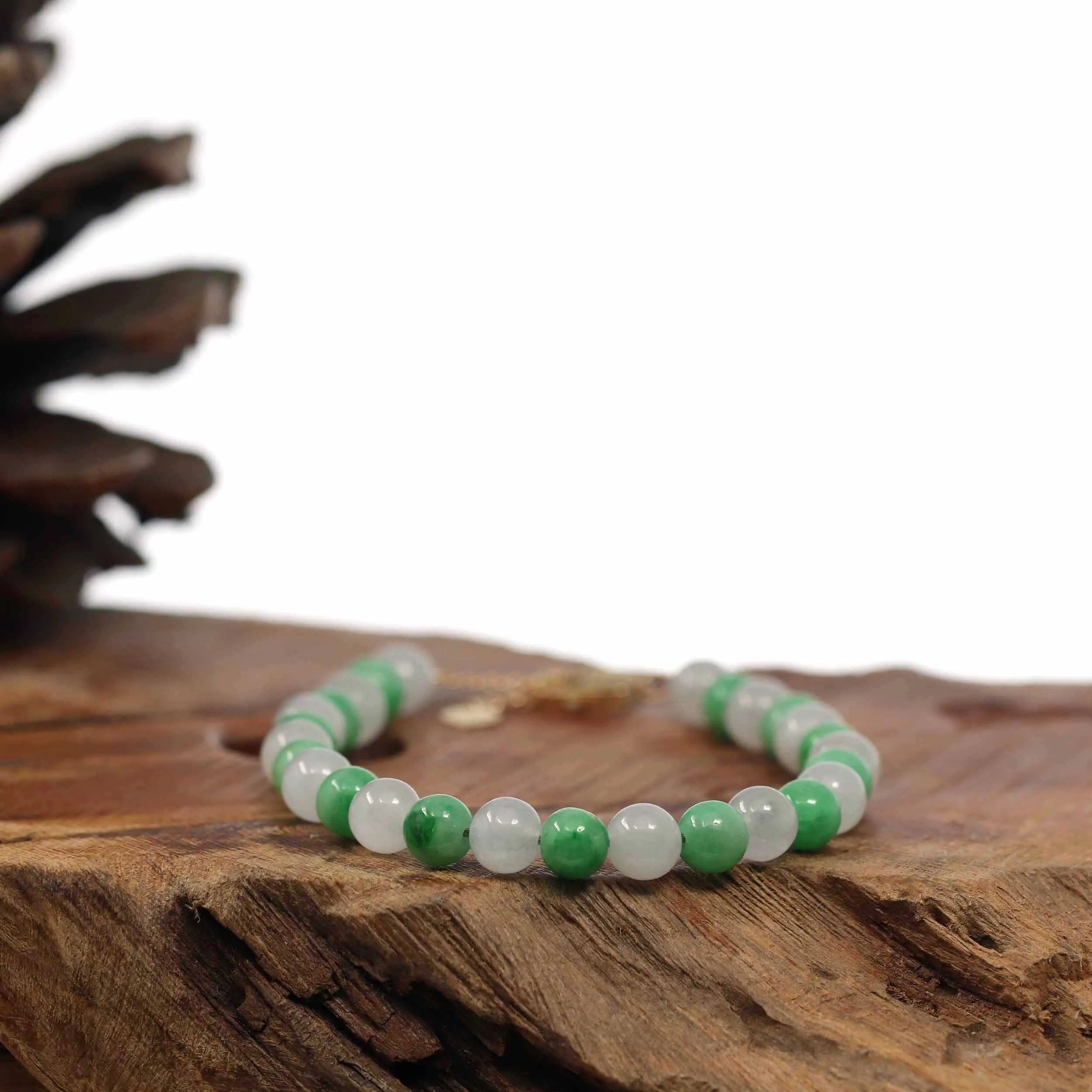 High Green Jadeite Jade Beads Bracelet With 18K Yellow Gold Clasp ( 6 mm )