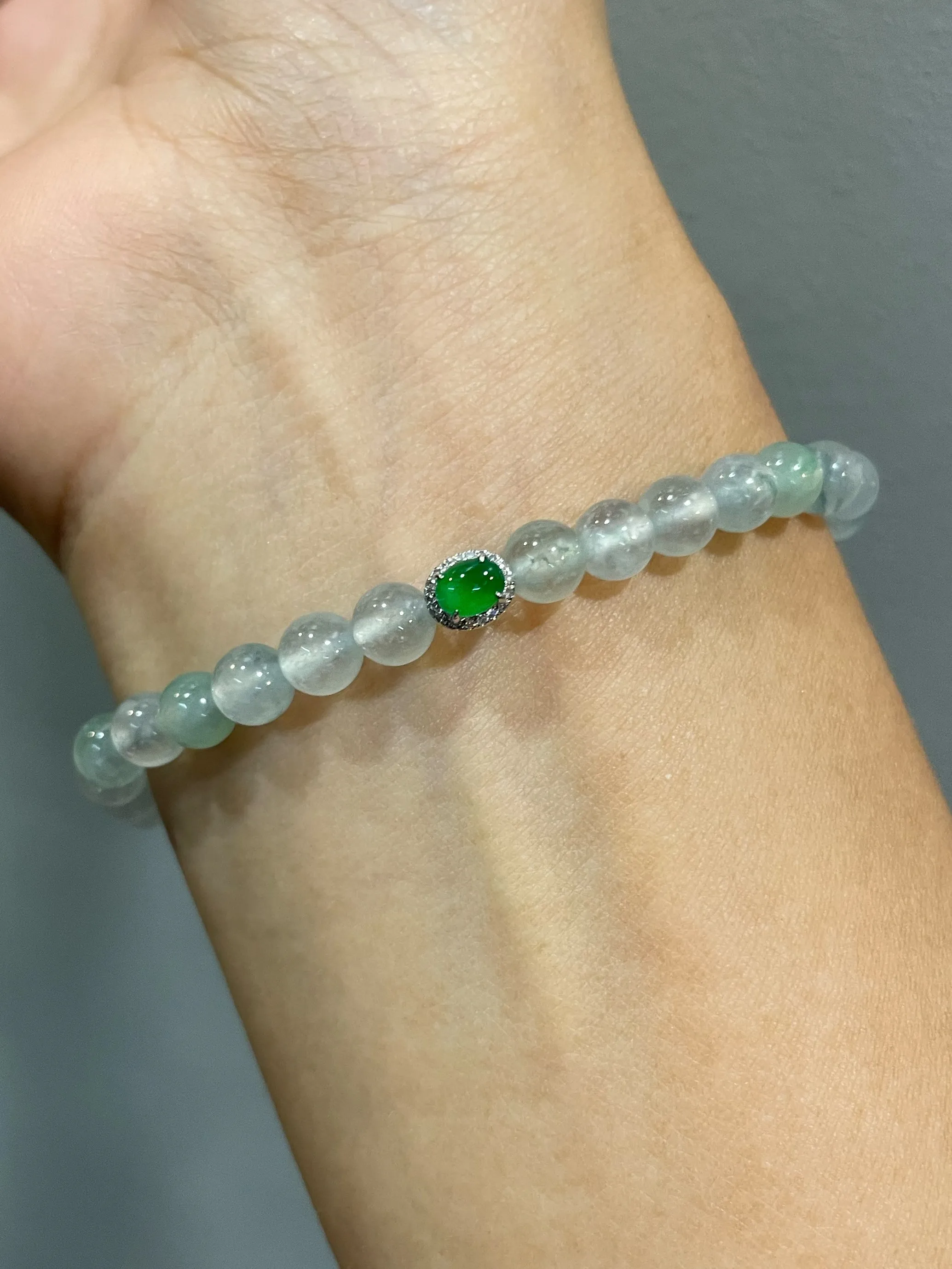 Icy Jadeite Bracelet - Round Beads (NJBA131)