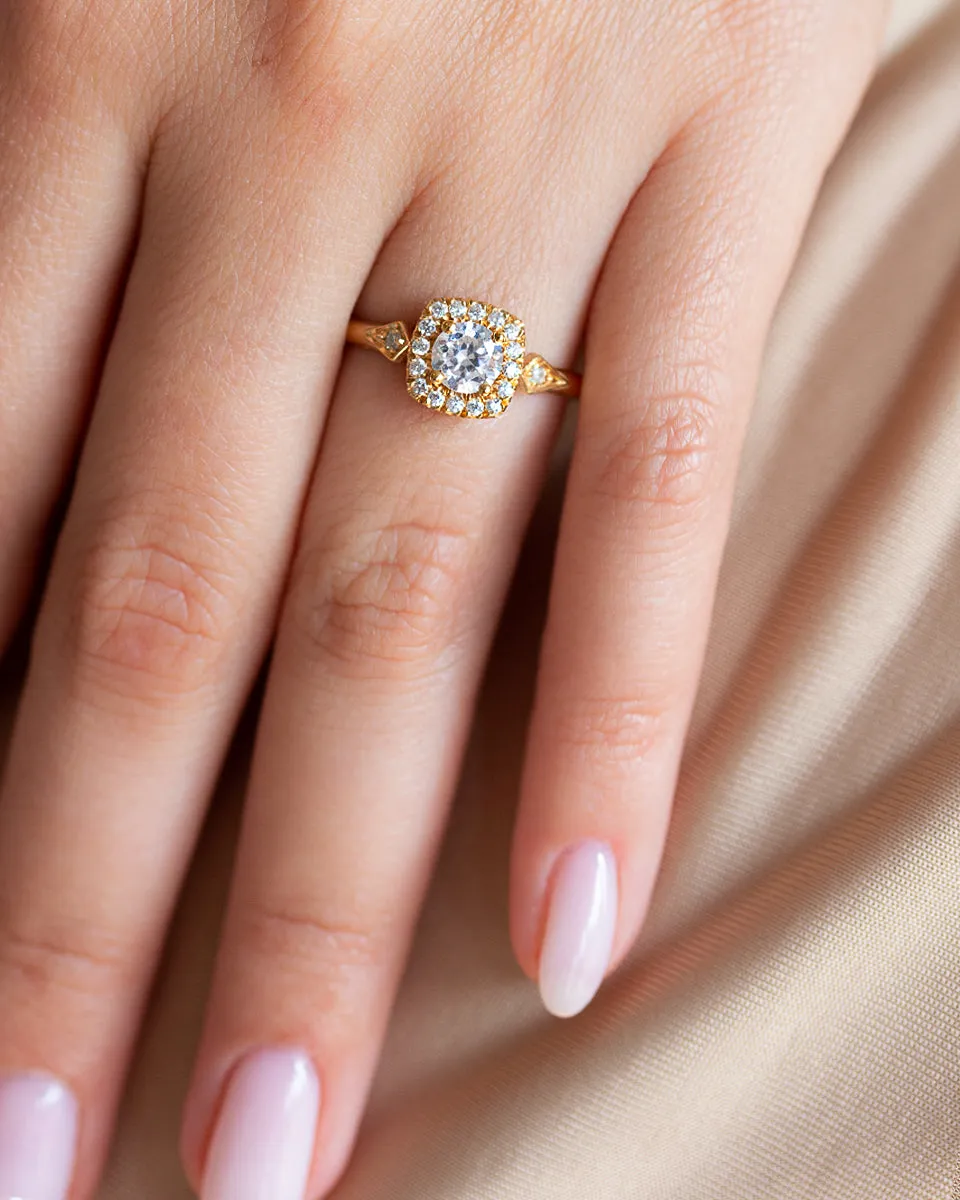 Koor Engagement Ring with Lab Grown Diamonds
