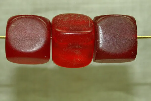 Large Imitation Amber Beads from Yemen