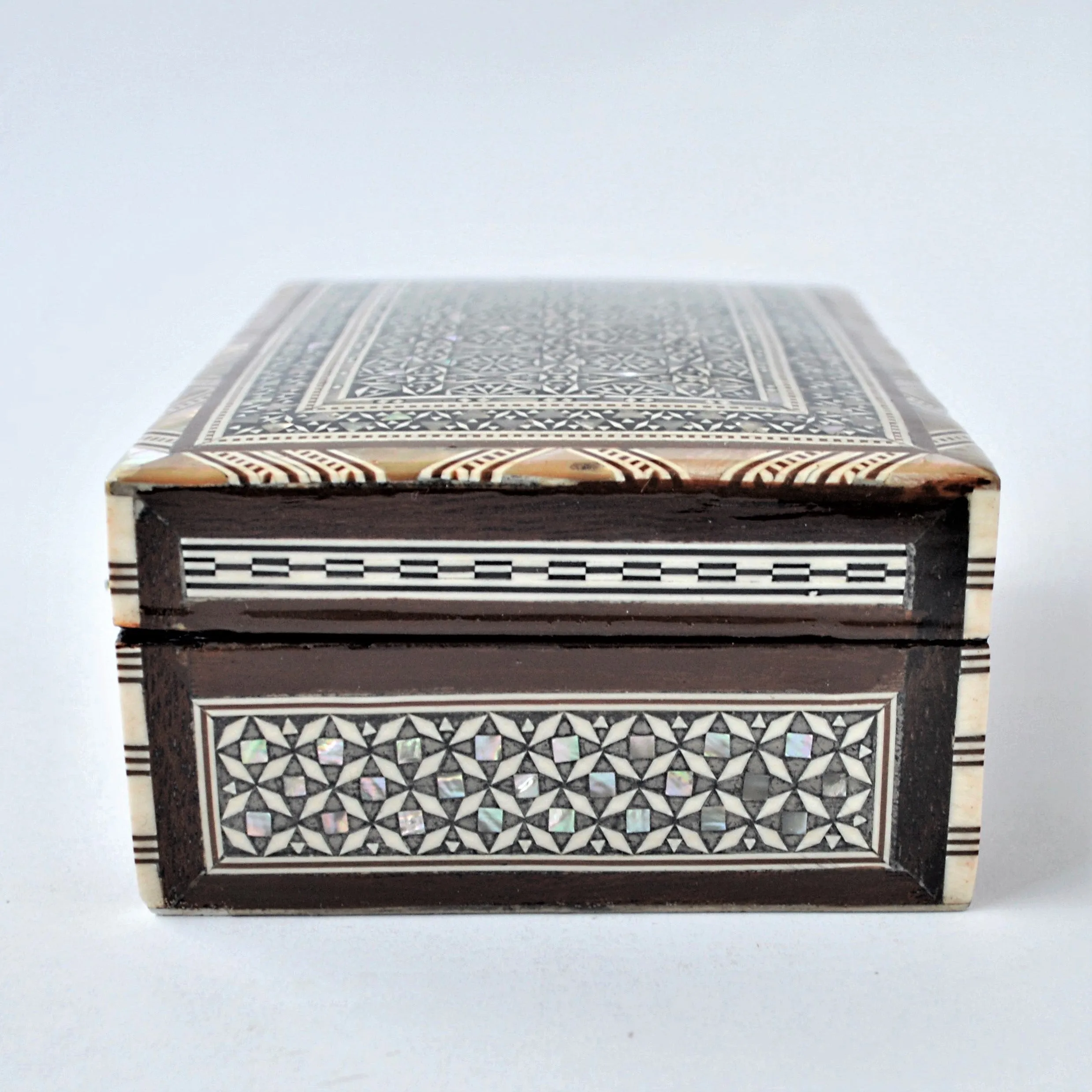 Mother of pearl jewelry box, Egypt mosaic