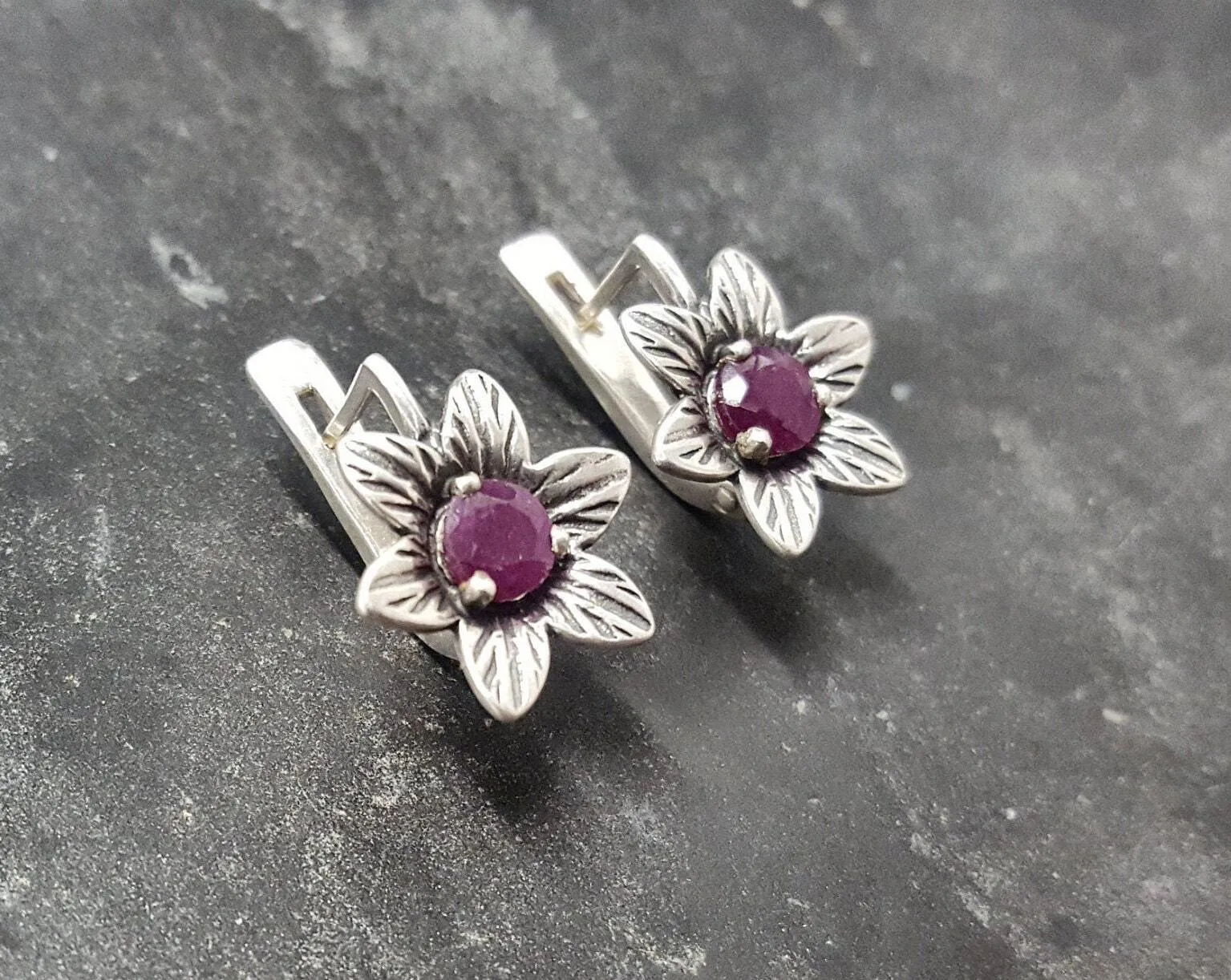 Natural Ruby Earrings - Red Flower Earrings - Vintage Drop Earrings