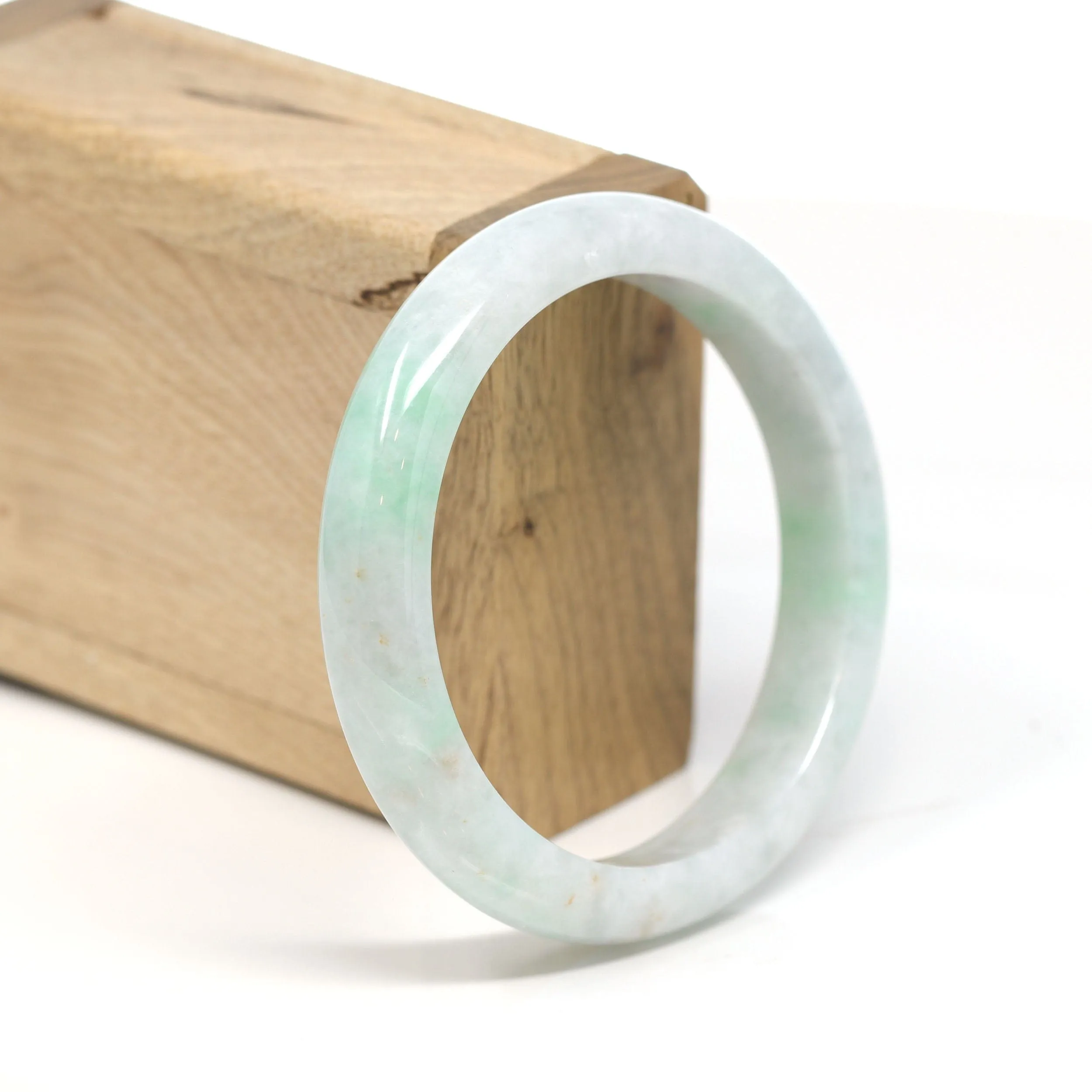 "Classic Bangle" Genuine Jadeite Jade Bangle Bracelet ( 58.9 mm ) SZS1025