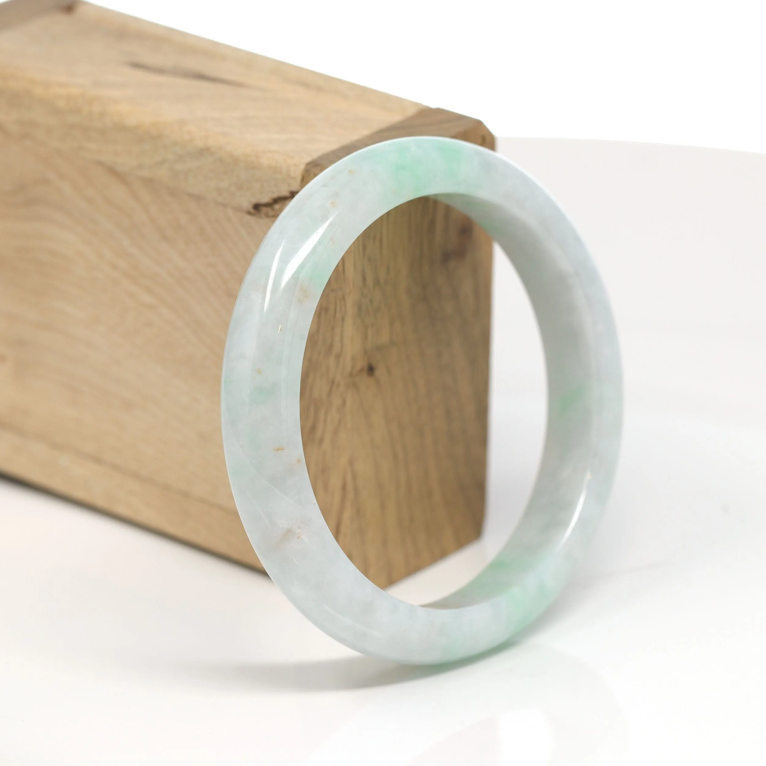 "Classic Bangle" Genuine Jadeite Jade Bangle Bracelet ( 58.9 mm ) SZS1025