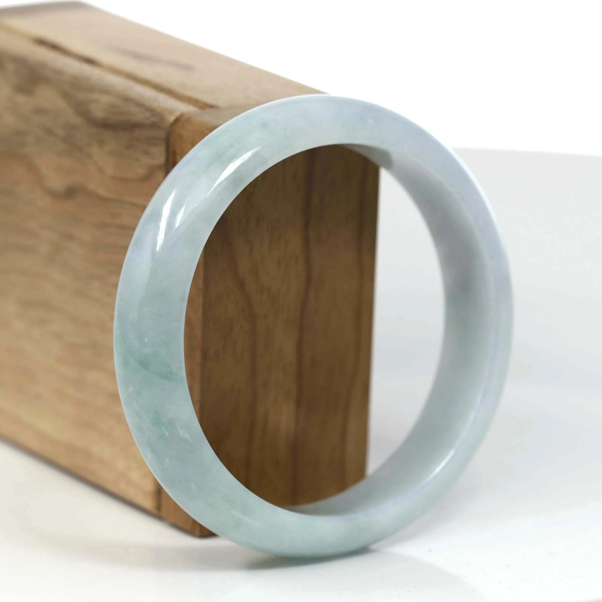 RealJade® Co. Classic Green Natural Jadeite Jade Bangle (56.62 mm )#T139