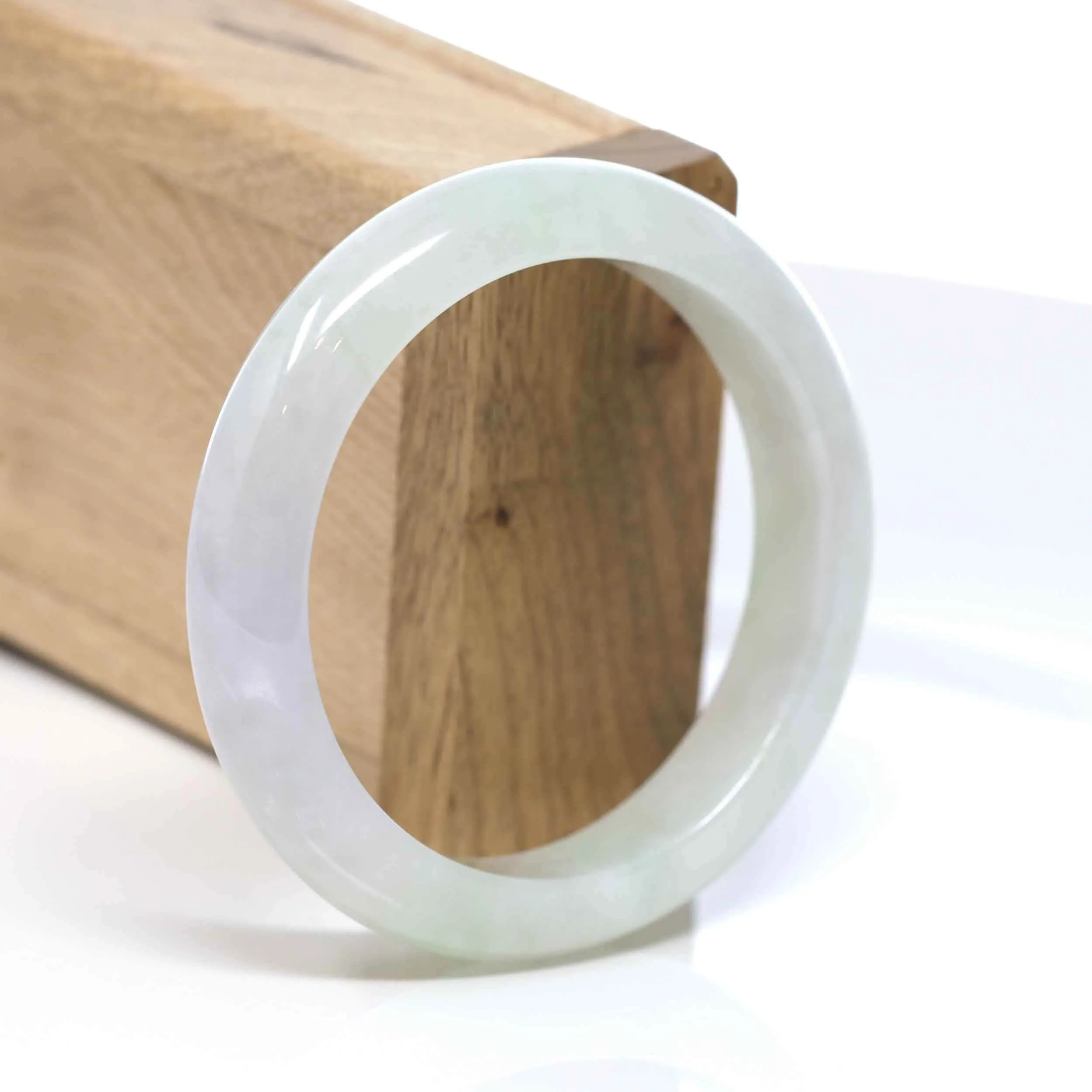 RealJade® "Classic Bangle" Whitish Lavender Natural Jadeite Jade Bangle (57.28mm) #575