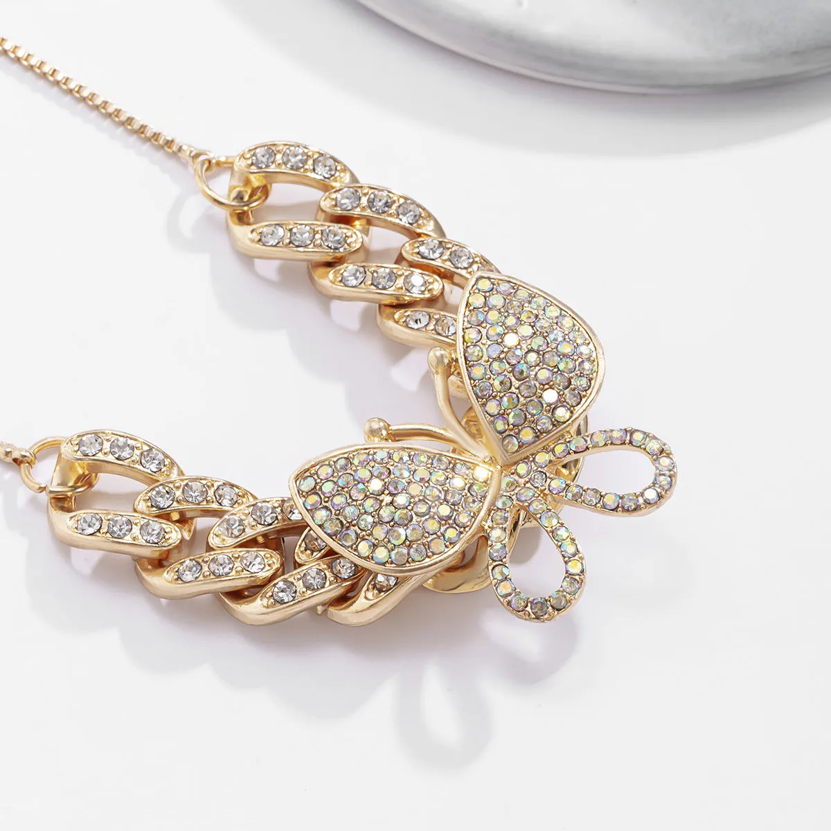 Retro Diamond Butterfly Pendant Bracelet