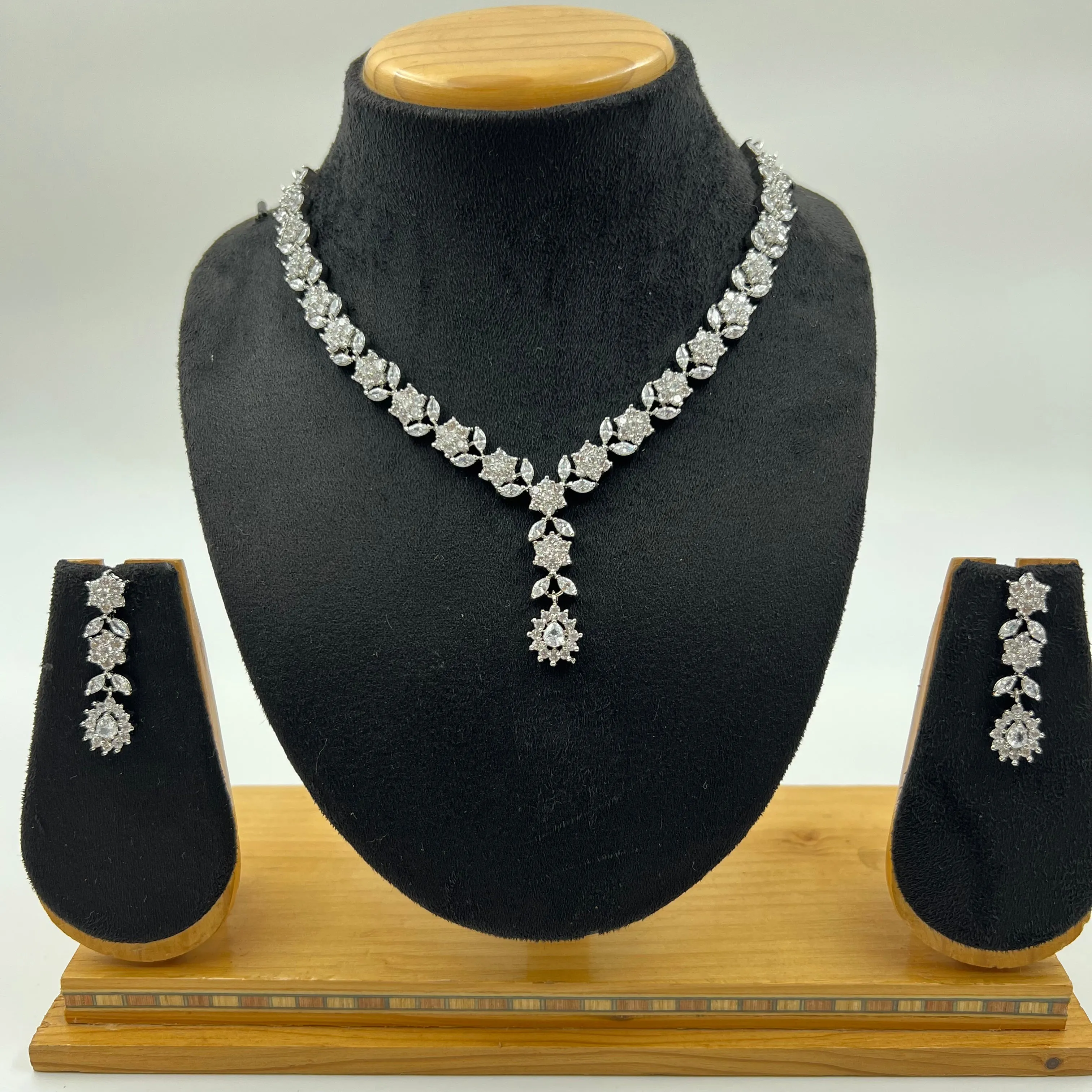 Round Neck Zircon/AD Necklace Set 7174-33