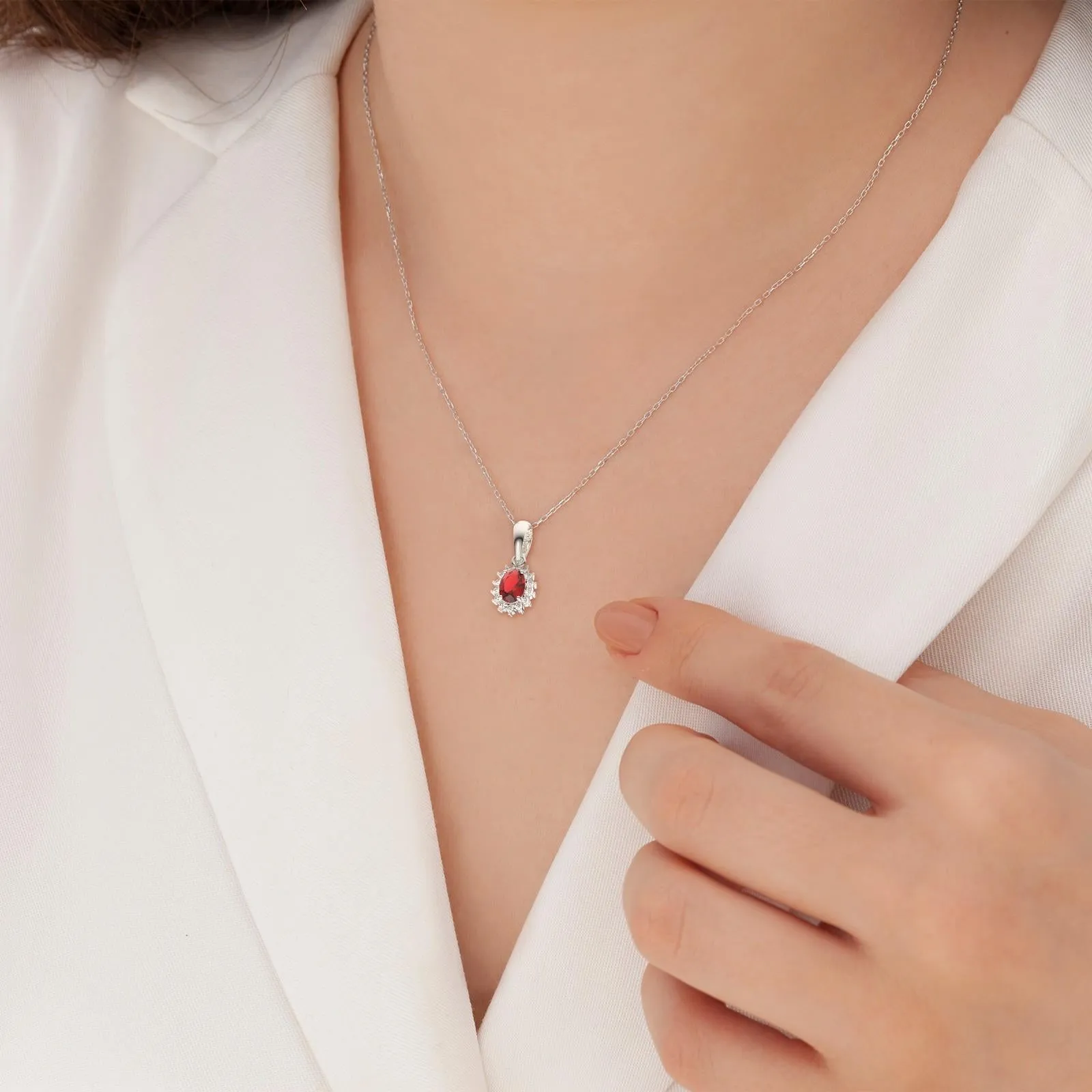 Shiny Ruby And Diamond Pendant Necklace