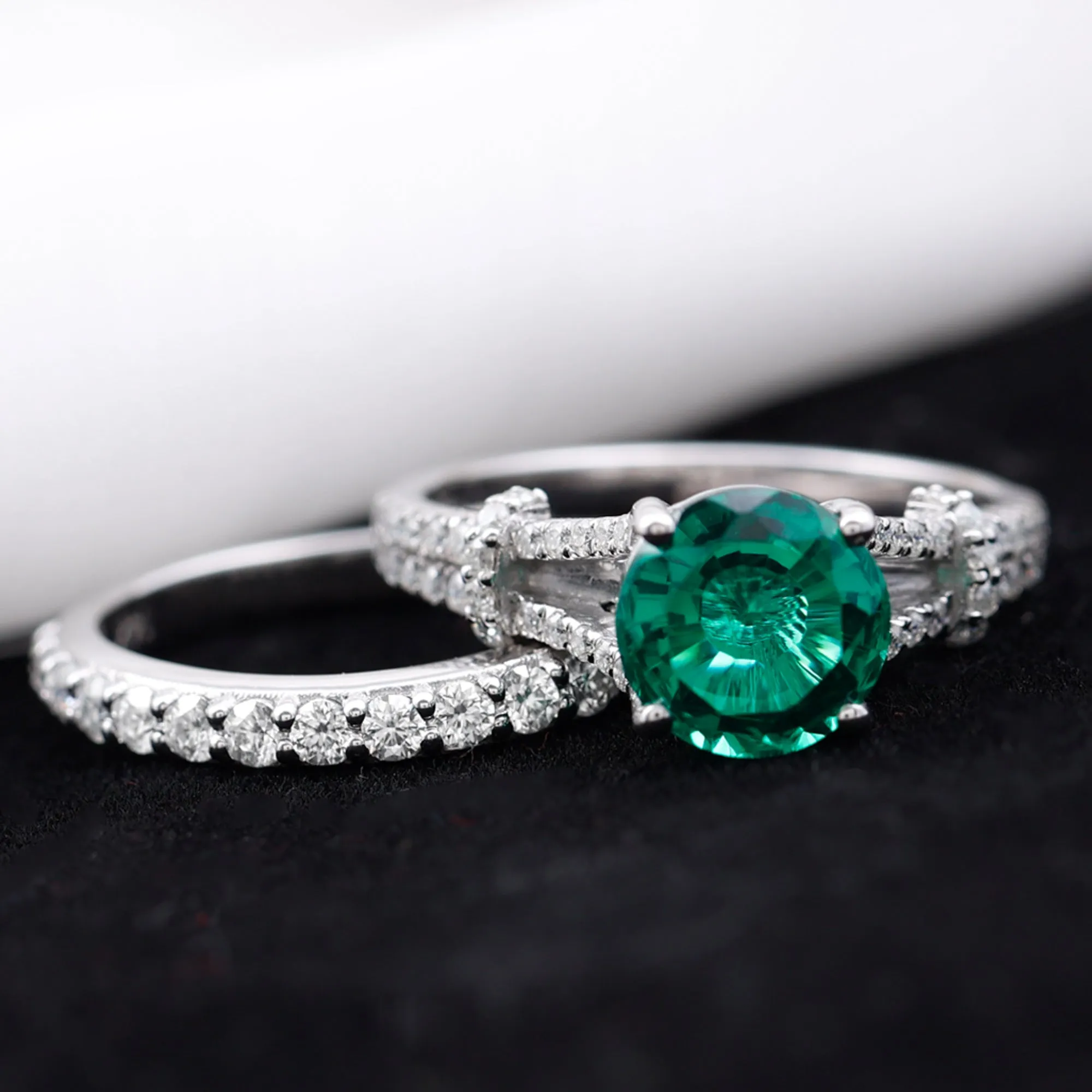 Split Shank Created Emerald Solitaire Wedding Ring Set with Moissanite