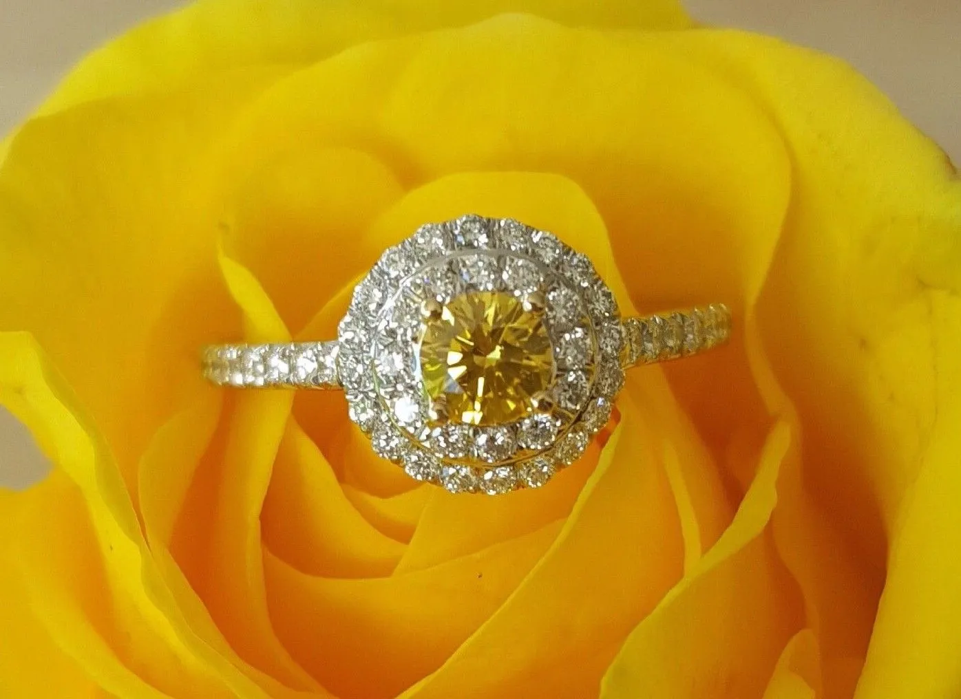 Tiffany & Co. 0.60tcw Fancy Vivid Yellow Diamond Soleste Engagement Ring PT950