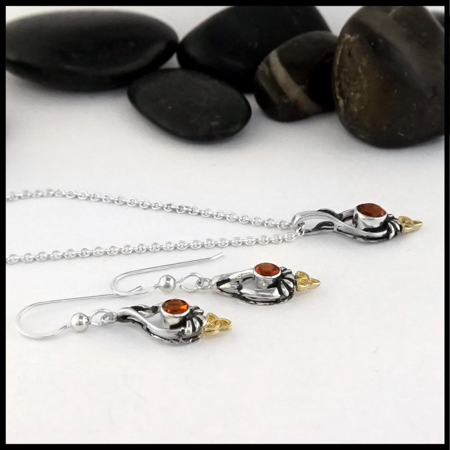 Trinity Knot Pendant and Earring set with Citrine